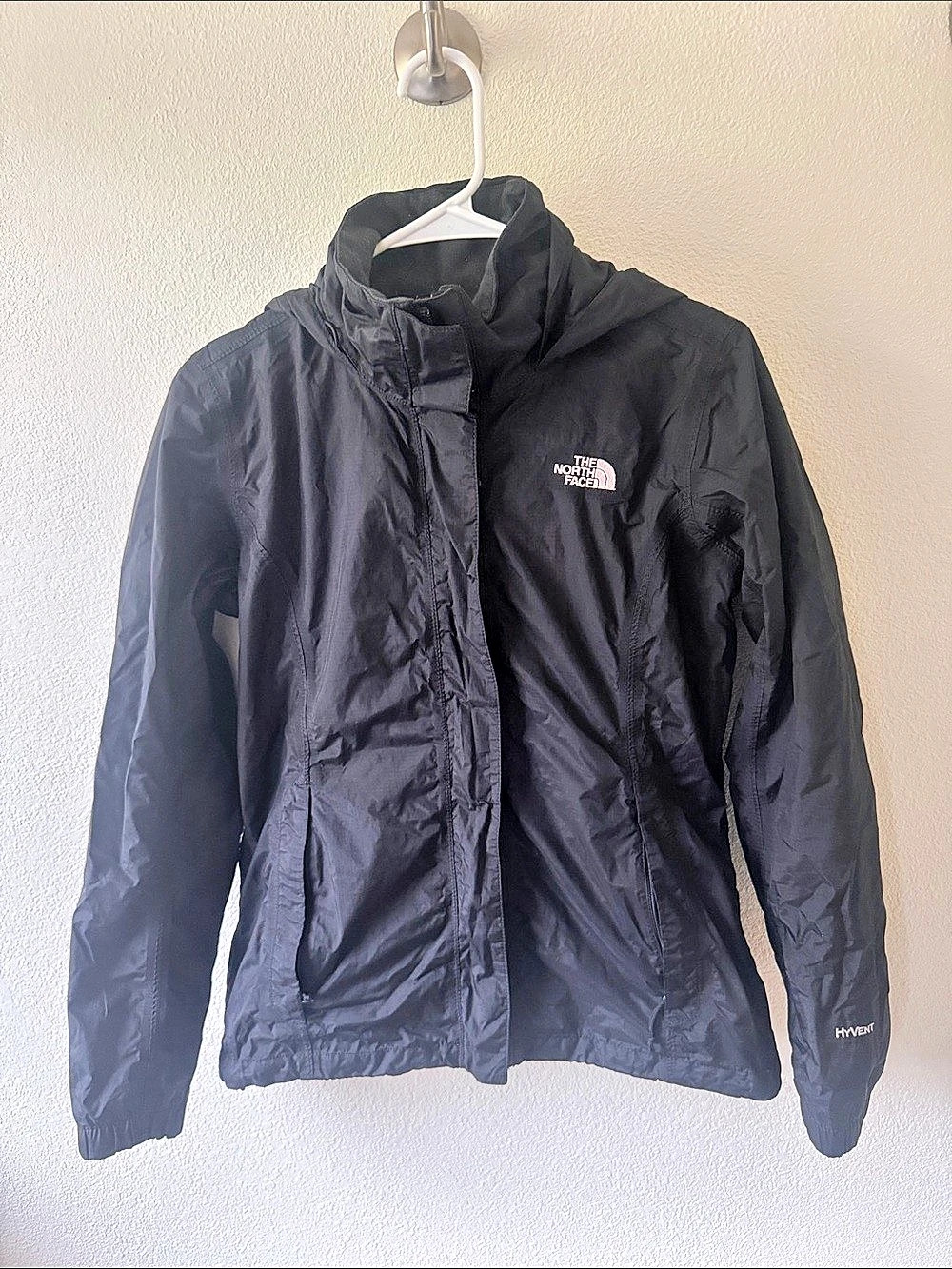The North Face Women's Black Nylon Jacket Size Small Like New